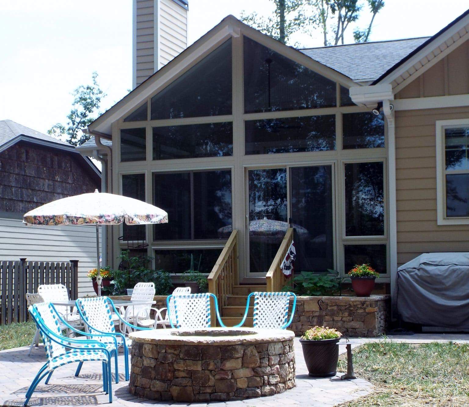 Sunrooms Patio Solutions - Sunrooms, Awnings, & Interior/Exterior Shades